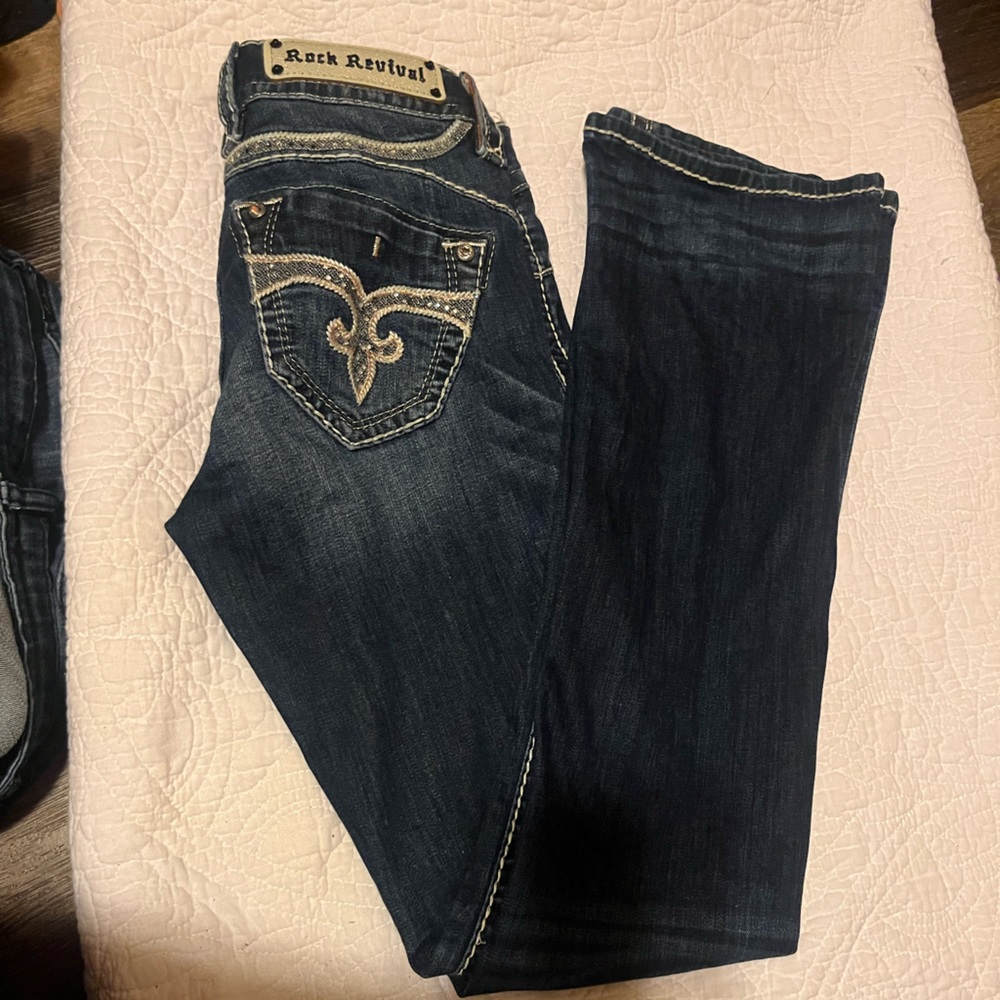 Rock Revival Jeans.  Size 28 waist/ long length .Great condition.